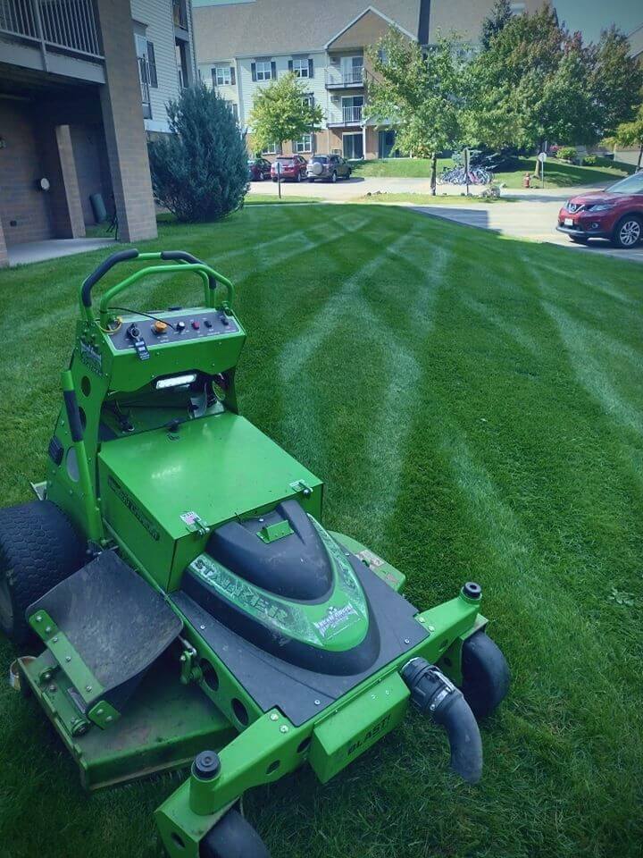 Electric lawn mowing by Green Mowers.